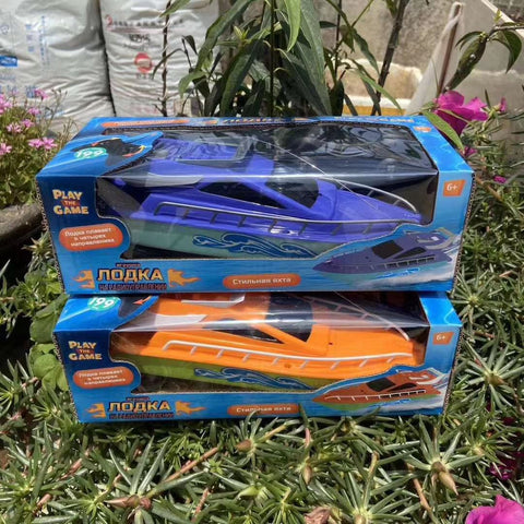 Wholesale Lot 60 Dual Motors High Speed RC Boat, Binary 2.4 GHz Remote Control Racing Yachts